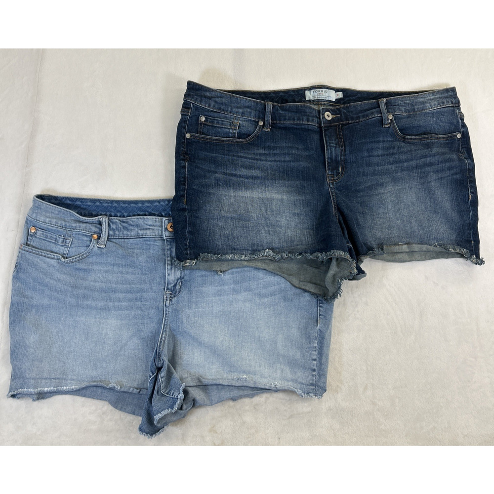 2pr. Torrid Women’s Plus Size 26 Blue Stretch Denim Cut Off Jean Shorts Charity